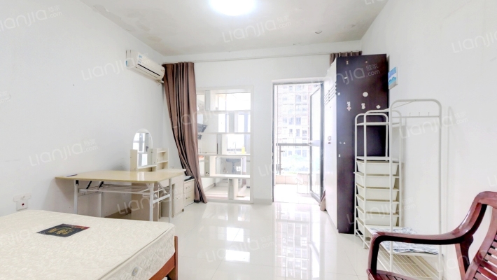 鼎峰卡布斯二手房实景图