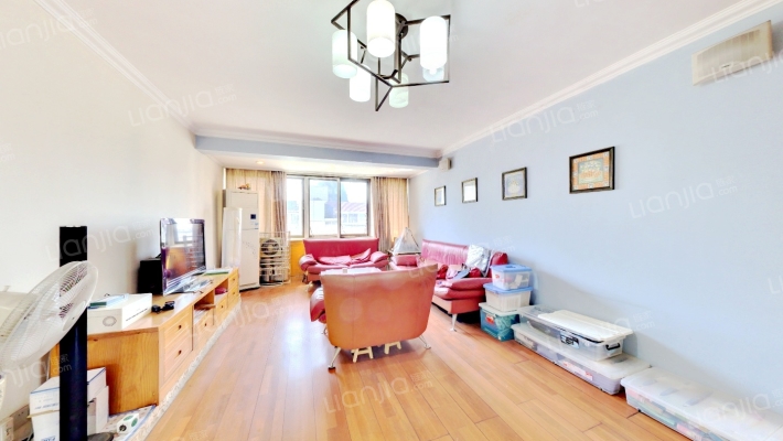 金汇名人苑三街坊二手房实景图