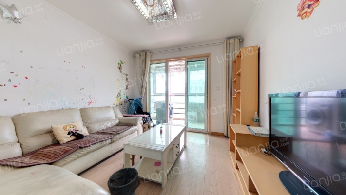 恒辉翡翠花园二手房实景图