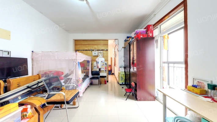 美加湖滨新城二期二手房实景图