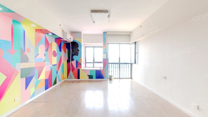 泰格公寓二手房实景图