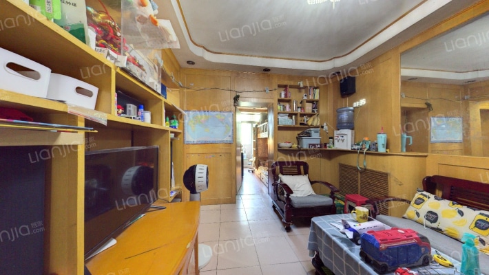 西七路230号院二手房实景图