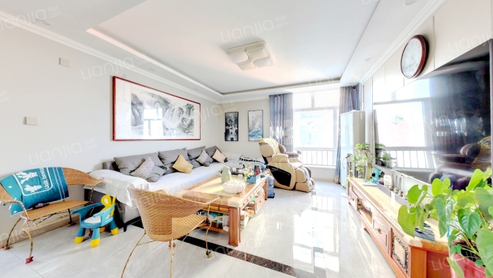 贵信花园二手房实景图