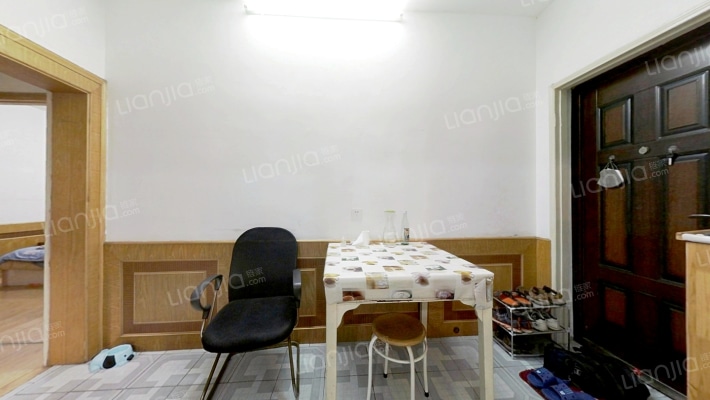 三角地小区二手房实景图