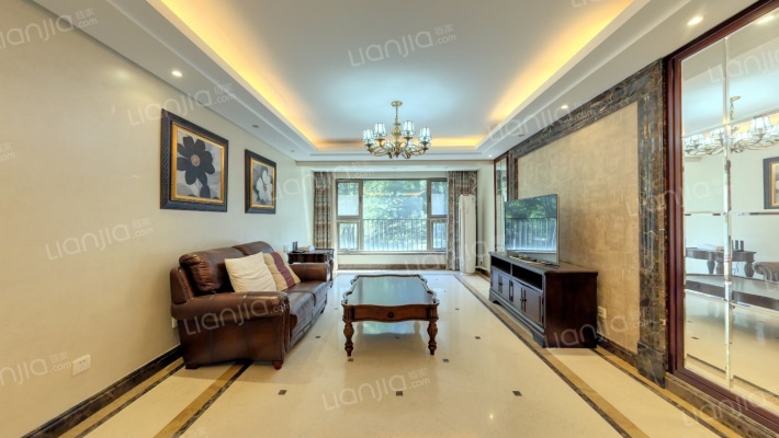 长阳半岛怡和路8号院二手房实景图