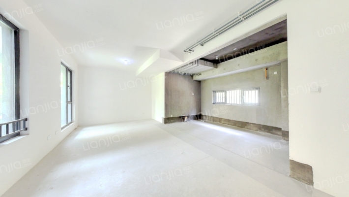 东叁金茂逸墅二手房实景图