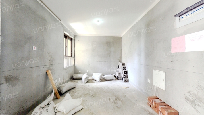 南堡雅居二手房实景图