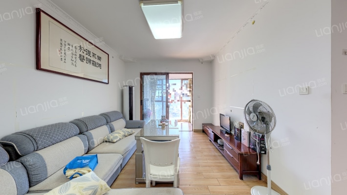 万里时代广场二手房实景图