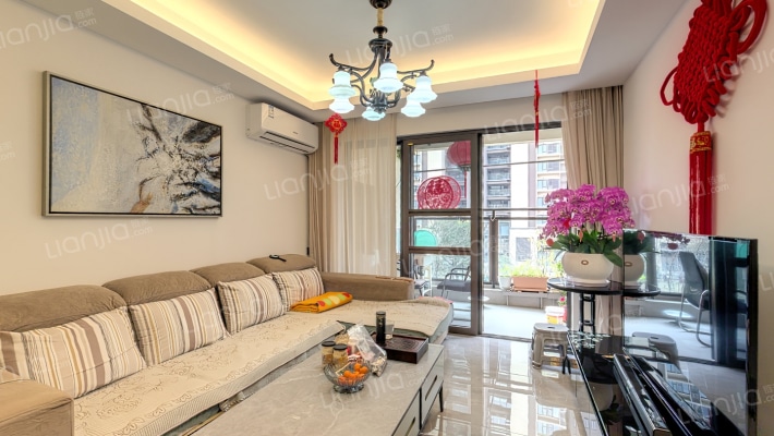 万科·中天·宏远魅力之城二手房实景图