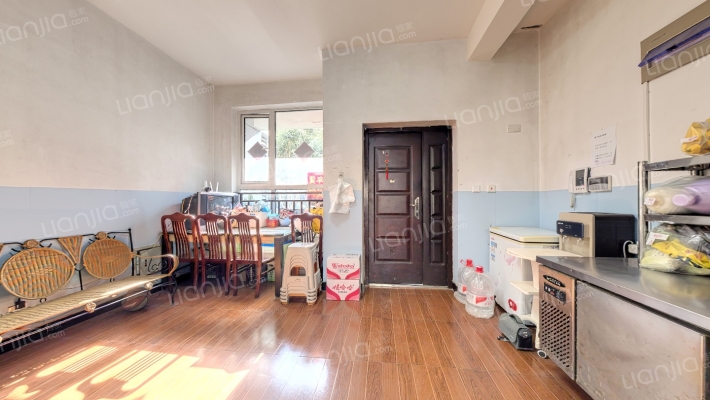 滴水湖馨苑二期二手房实景图