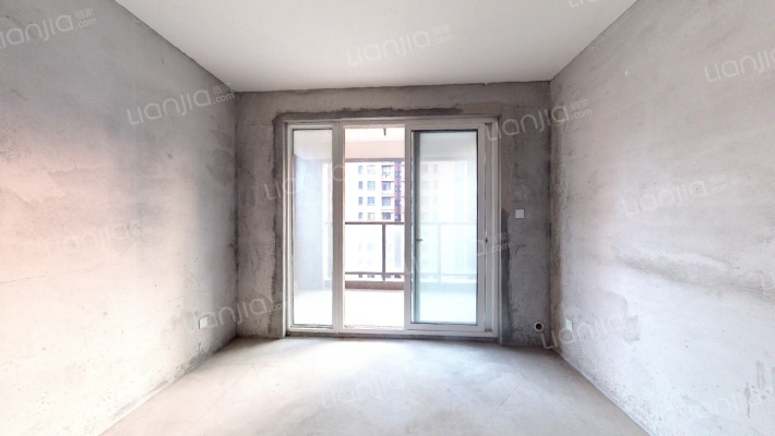 冠城大通三期竹苑二手房实景图