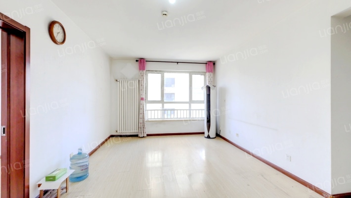 海怡新城锦霞苑二手房实景图