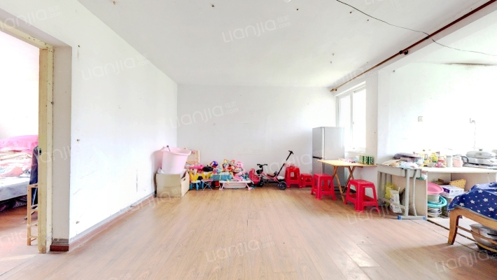 共青小区C区二手房实景图