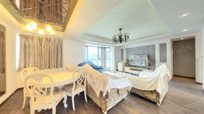 翡翠半岛二手房实景图