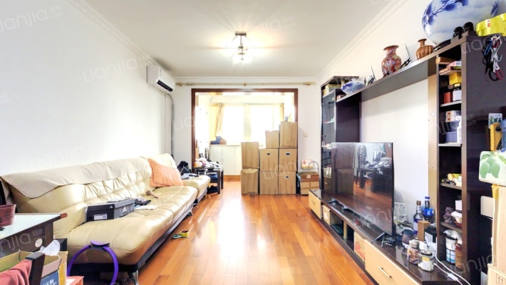 沪中新苑二手房实景图