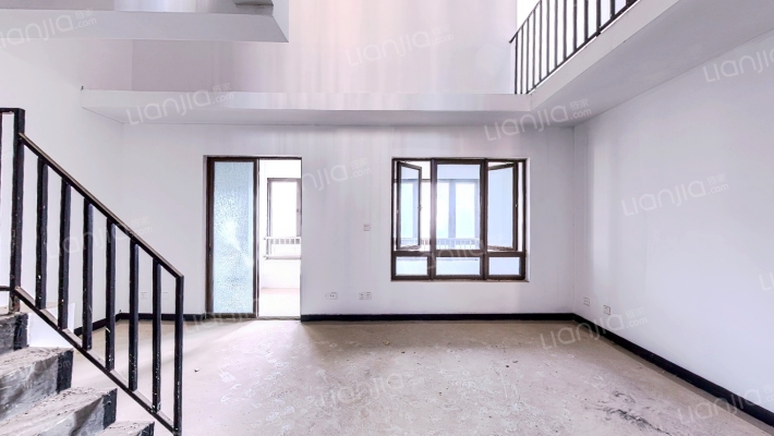 世茂国风长安二手房实景图