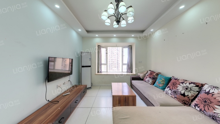 蓝光COCO时代三期二手房实景图