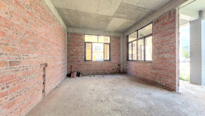 翠亨村二手房实景图