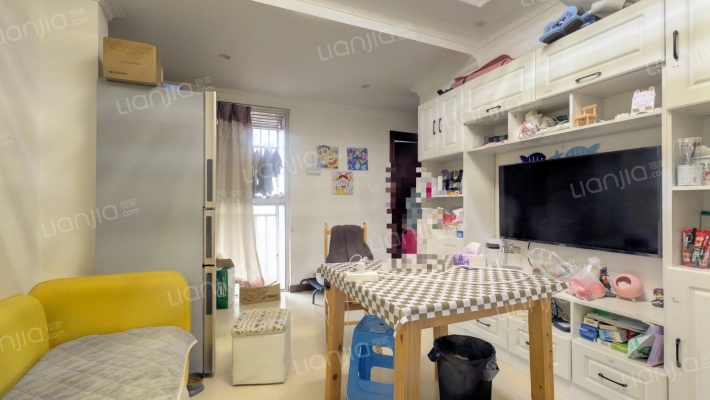 隆兴嘉苑二手房实景图