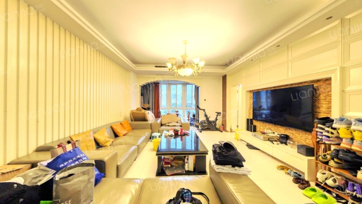 金山公元二手房实景图