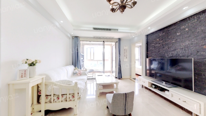 郡原九润公寓二手房实景图