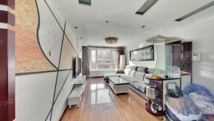 万龙第八城C区二手房实景图