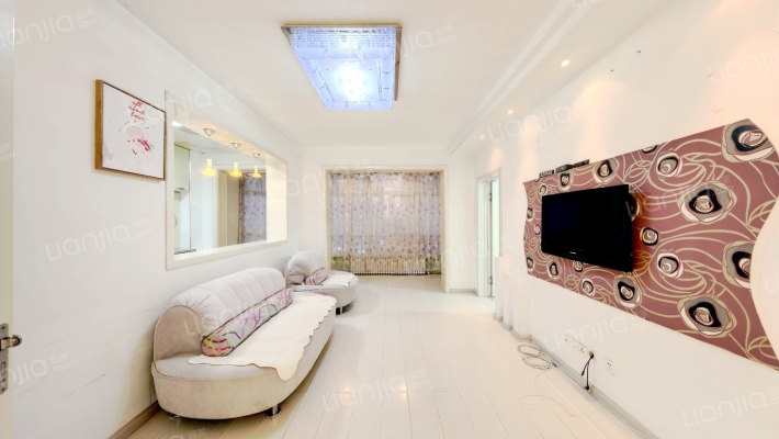 蓝筹七彩阳光小区二手房实景图