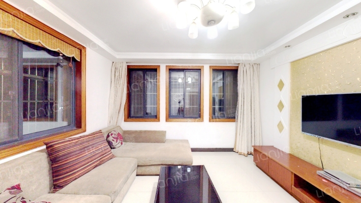 华盛星洲翠谷二手房实景图