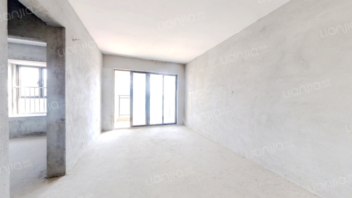 鹏达南山壹号二手房实景图