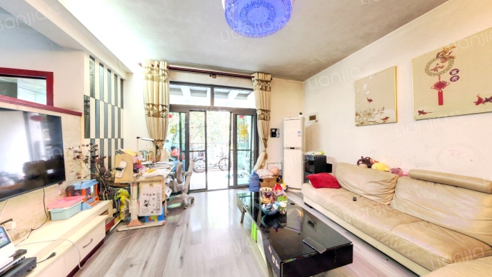 金辉水印长天二手房实景图