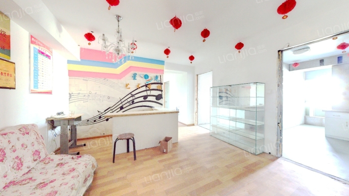 旭景新港二手房实景图