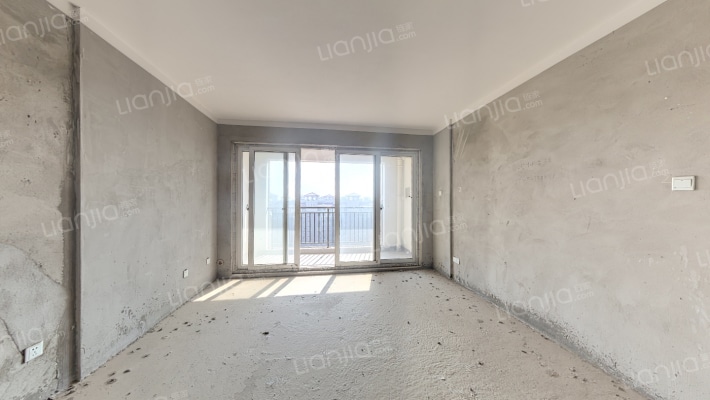 兴汝金城二手房实景图