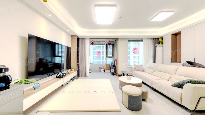 绿地国港新里城一期二手房实景图