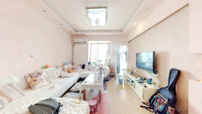 水岸华庭二手房实景图