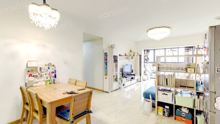 中德英伦联邦A区二手房实景图