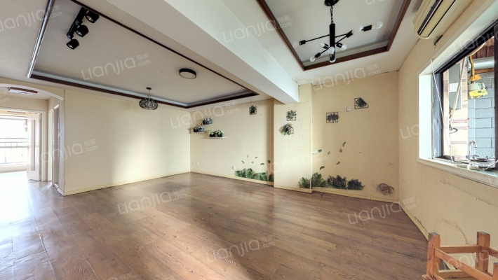 曼哈顿自然派二手房实景图