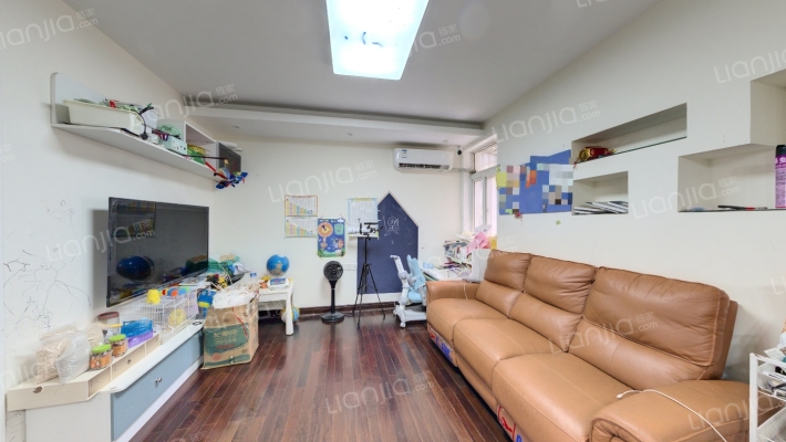 龙福花园二手房实景图