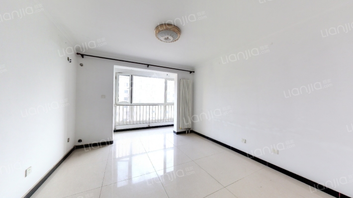 新兴家园二手房实景图