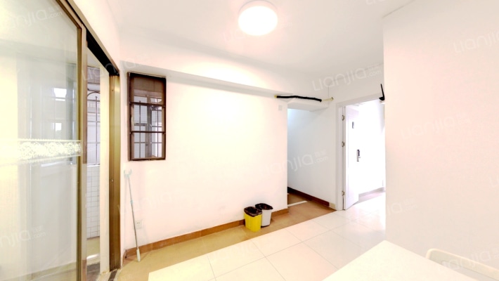 恒荔湾畔二手房实景图