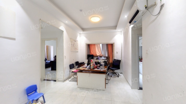 荣泰广场二手房实景图