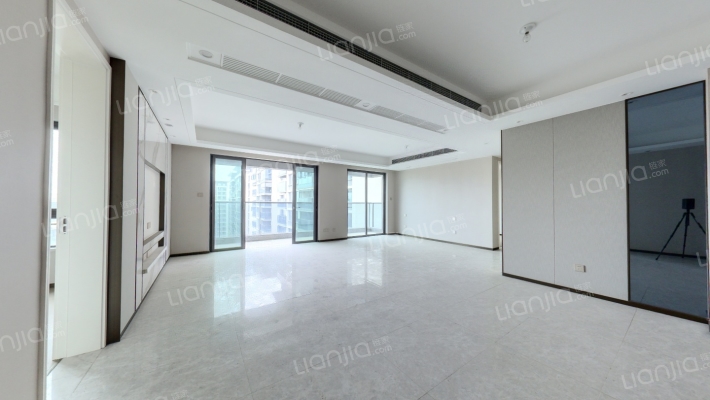 鹿溪樾府二手房实景图