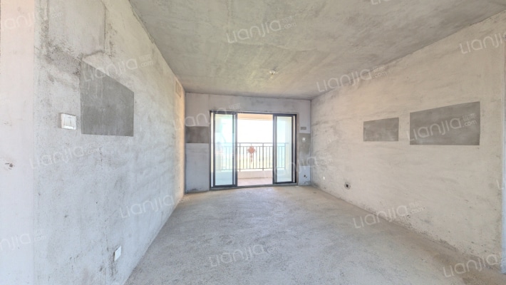 中建亮月湖澜苑二手房实景图