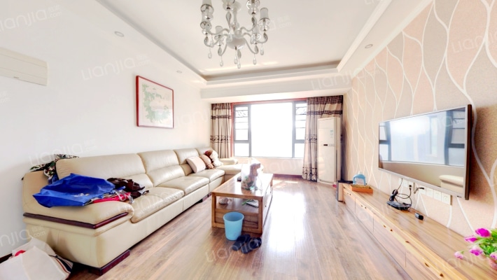 青城国际二手房实景图