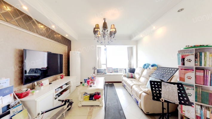 比华利国际城二期二手房实景图