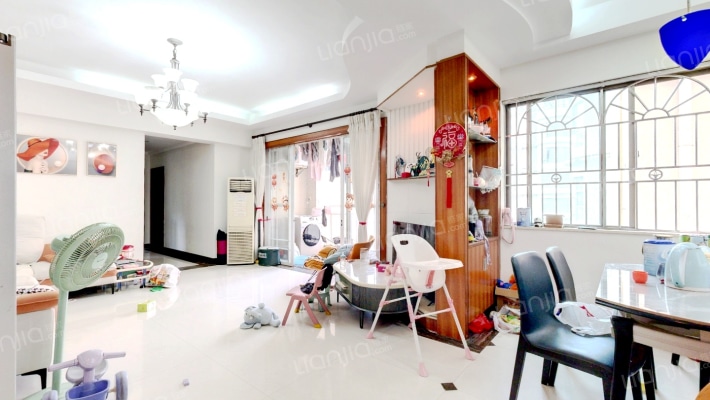 雍逸園二手房实景图