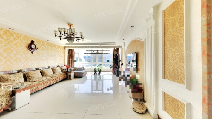 锦江花园五区二手房实景图