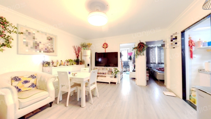 灵新小区二手房实景图