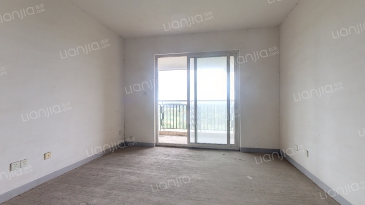 橙郡三期二手房实景图