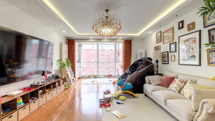 蓝海苑二手房实景图