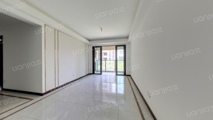 重庆融创文旅城御珑二手房实景图